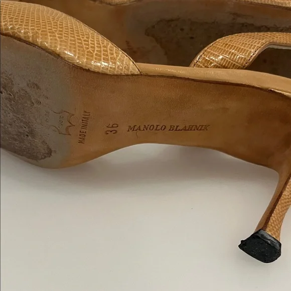 Manolo Blahnik tan snakeskin slingback Heels - Picture 4 of 4